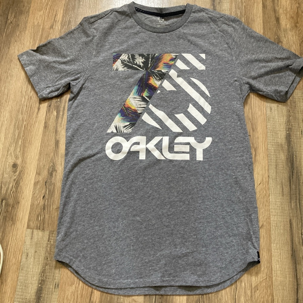 Oakley Womens Graphic Tee Crew Neck T-Shirt Grey Cotton Medium Palm Tree